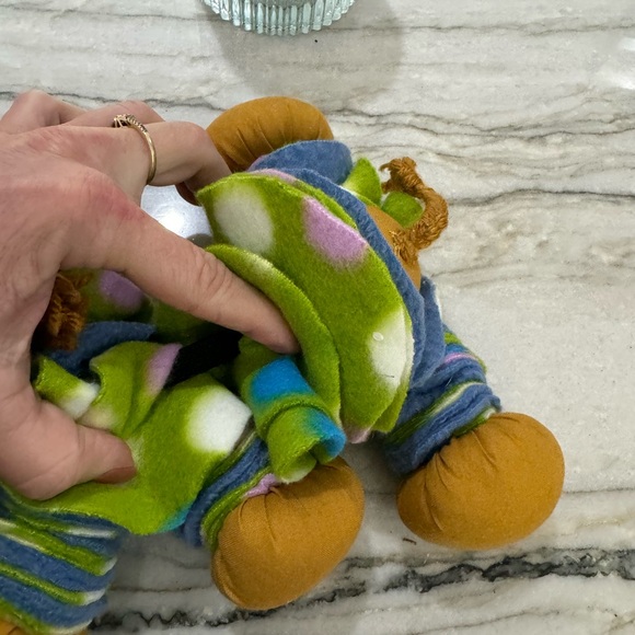 Handmade 2003 Lion plush - Picture 4 of 5